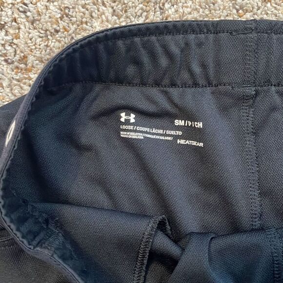 Under Armour Black Play Up Shorts Size Small - Picture 5 of 6